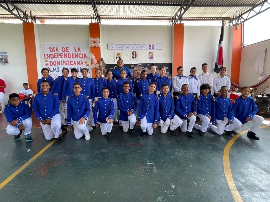colegio mis pasitos