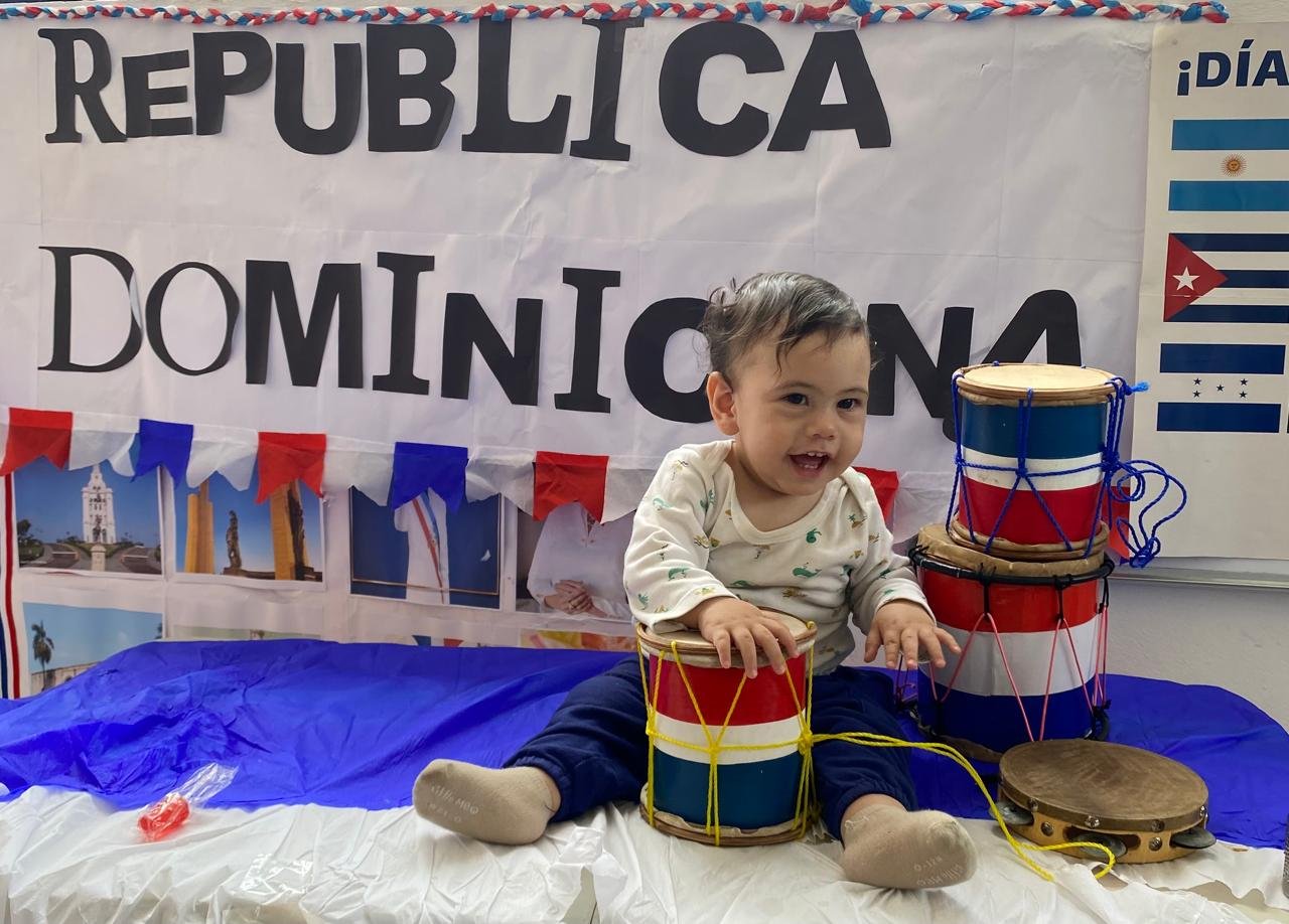 niño jugando